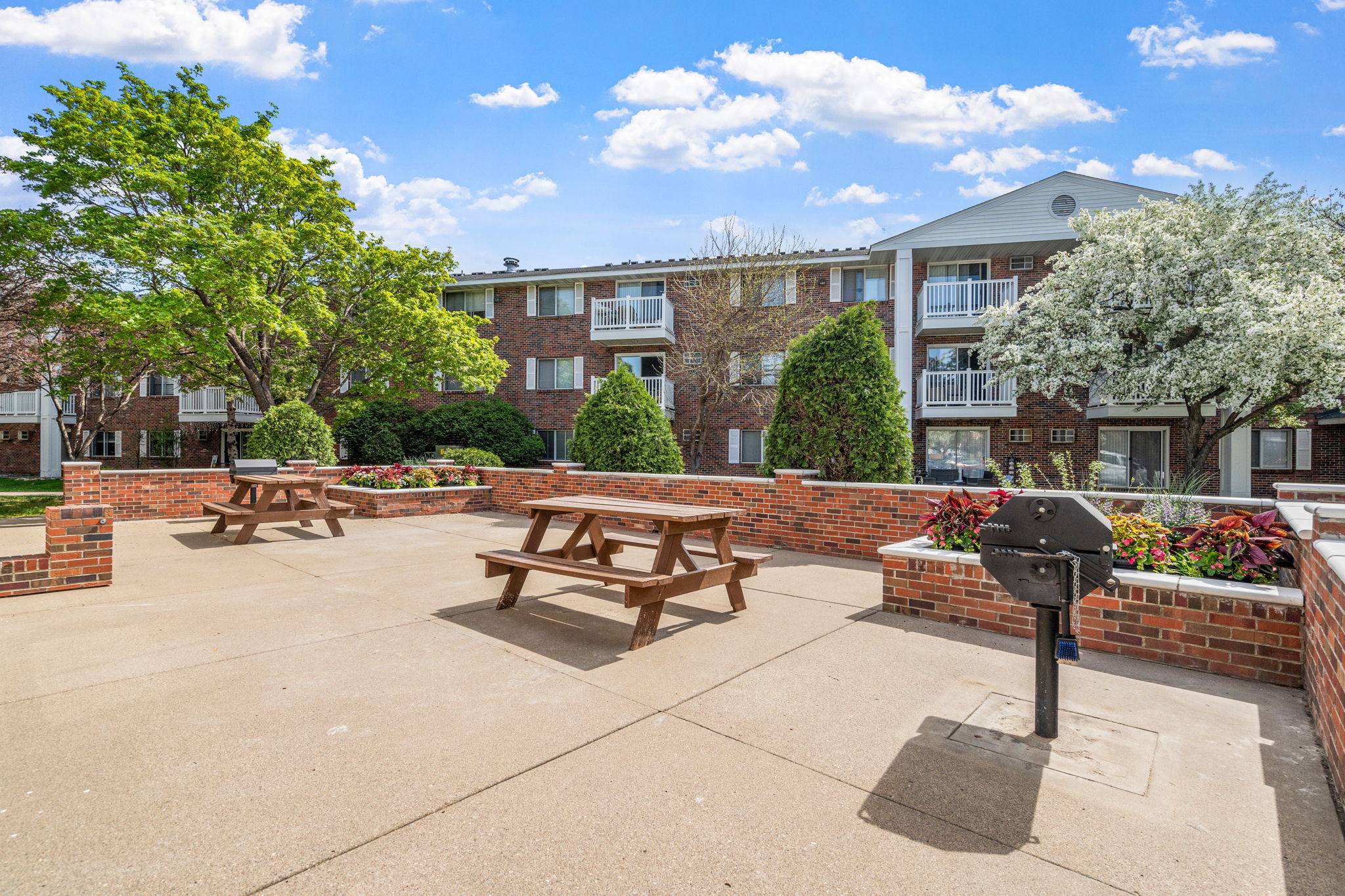 Gallery Carriage Oaks Apartments